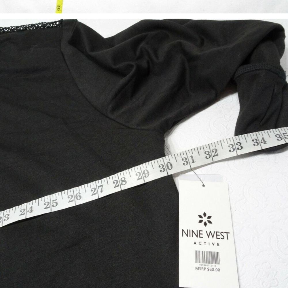Nine West ladies Active top with mesh back half - Picture 4 of 6